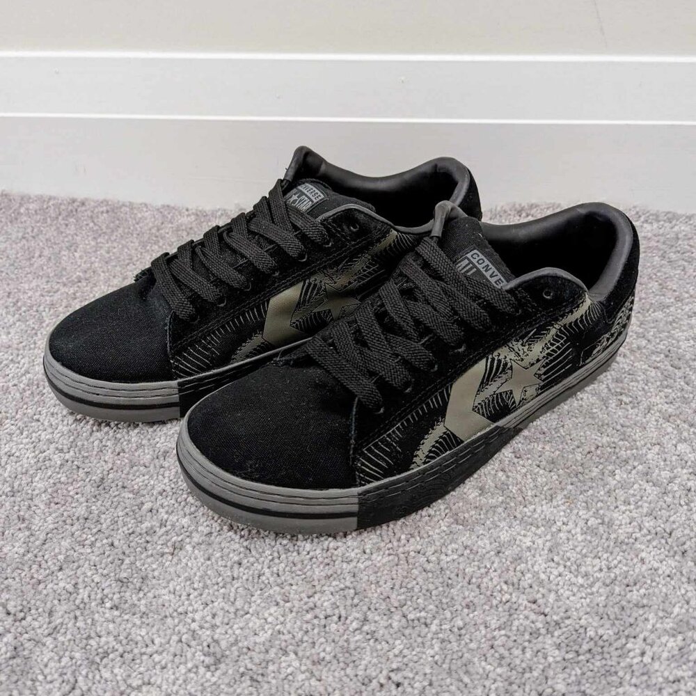 Black Converse Graphic All Star (size 11)